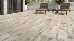 GayaFores Carrelage Imitation Parquet Blanc Vieilli TRIBECA MIEL ANTI DERAPANT 15x90 Cm R12 - 1.08m² -Carrelage Soldes carrelage imitation parquet blanc vieilli tribeca miel anti derapant 15x90 cm 108m 1